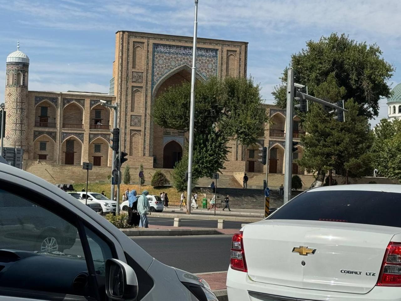 Abay Street- Tashkent City Center ภายนอก รูปภาพ